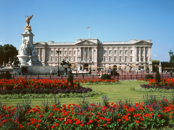 Touring Buckingham Palace During The Summer Opening - Guide London