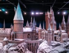 Harry Potter: Warners Bros Studios - Scale model of Hogwarts. Photo Credit: ©Waldo Miguez/Pixabay.