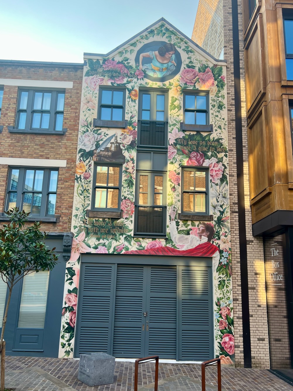 In Shoreditch, a street art mural commemorating the William Shakespeare play, Romeo and Juliet. Photo Credit: © Ursula Petula Barzey.